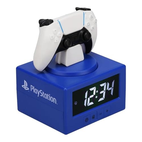 Paladone Wecker, digital, mit Nachtlichtfunktion, Motiv: PlayStation DualSense Controller, offiziell lizenziert, Gaming- und Schlafzimmerdekoration für Kinder und Jugendliche – Produktbild von Amazon